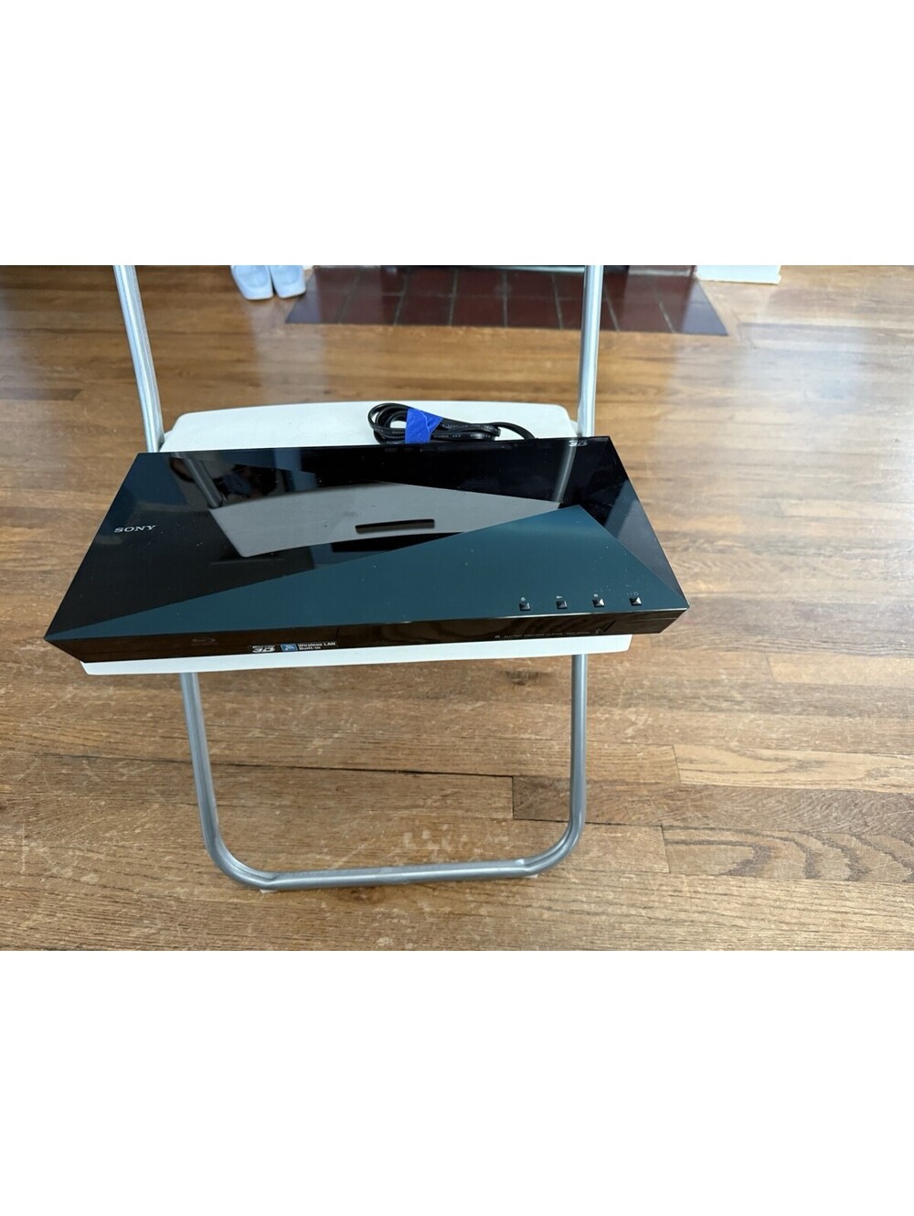 Sony BDP-S5100 Blu-Ray DVD Player 3D Built-in Wi-Fi Streamer NO REMOTE ~ Working